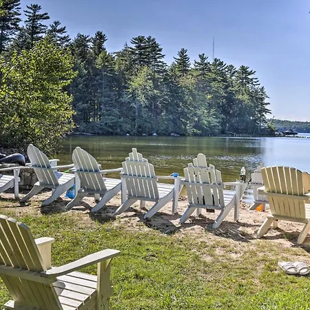 Raymond Retreat With 200 Feet Of Private Beach!